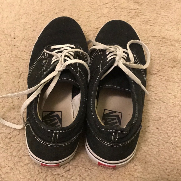 Vans - Picture 2 of 2